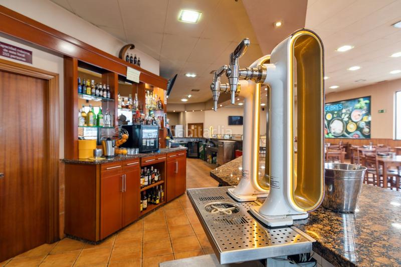 Foto ddac608b-e482-4e8a-b90c-aa8ba56619f9. Nau industrial a Tremañes Gijón