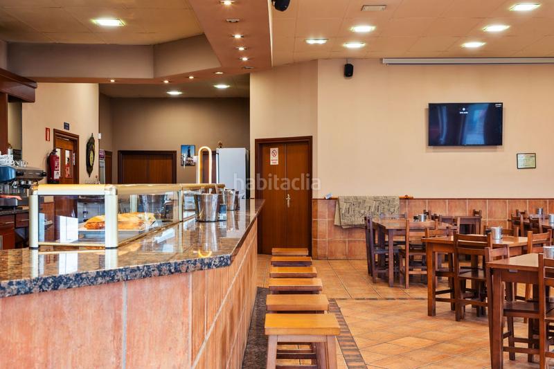 Foto f48cdff6-6eee-4b4f-a9f0-b93dca81748b. Nau industrial a Tremañes Gijón