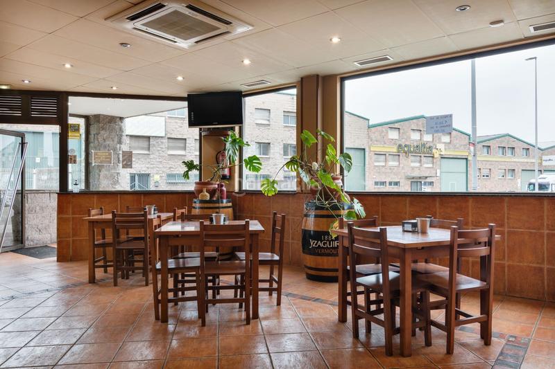 Foto fc5bfcc4-97c3-44d4-a751-096f20a06cd6. Nau industrial a Tremañes Gijón