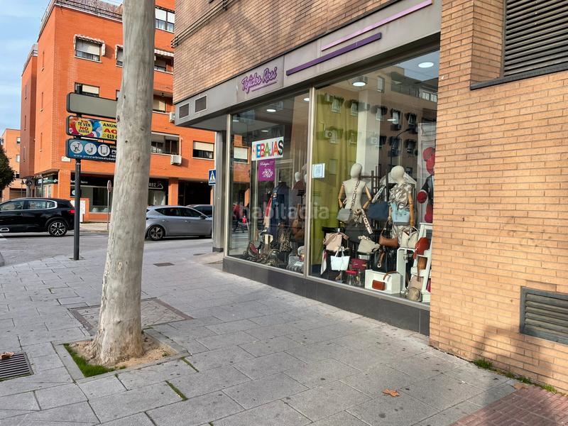 Foto 36565bbb-221b-42fc-8e49-b34cc590c178. Local commercial avec chauffage dans puerta Pinto-valparaíso Pinto