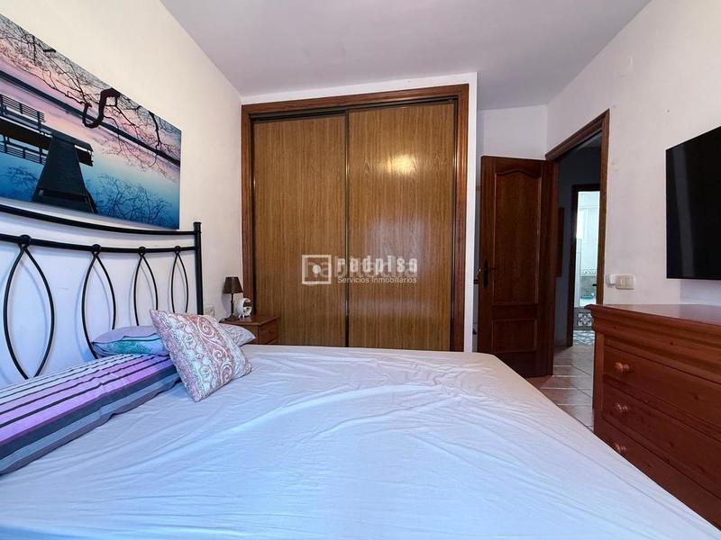 Foto 37054866-adc0-4397-8ffc-be3753c1b017. Casa in Parque Ayala - Jardín de la Abadía - Huelín Málaga