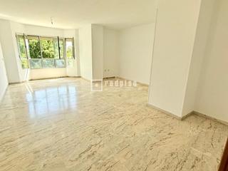 Lloguer Pis  Tomas echeverria. Piso en alquiler en echeverria de huelin