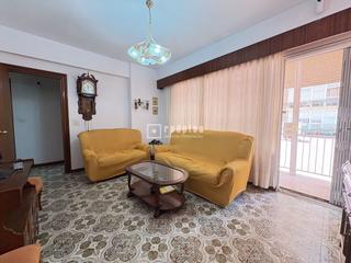 Pis  Maestro alonso. Gran oportunidad en calle maestro alonso! piso bien conservado c