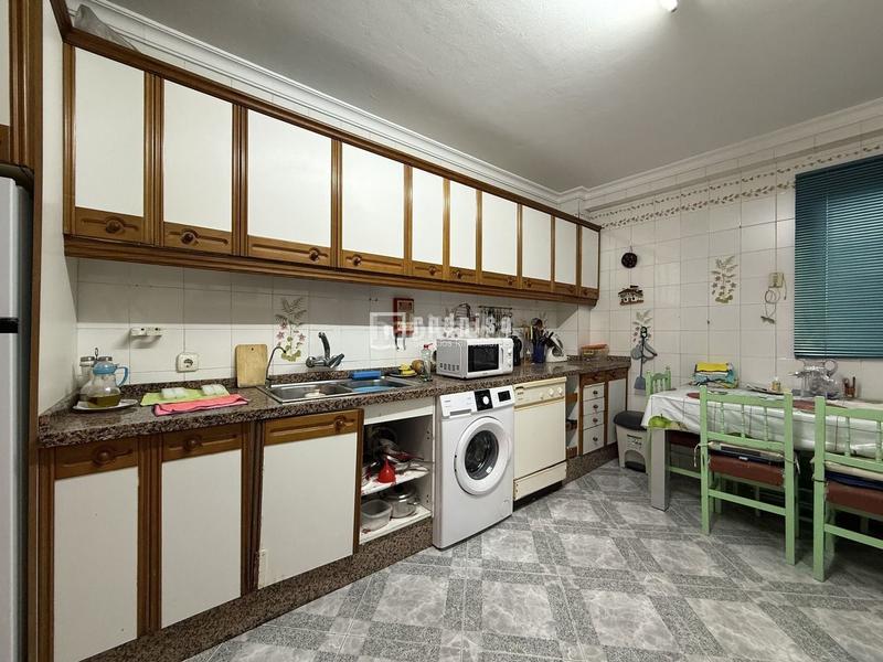 Foto 01205984-2cab-432e-ae96-b359e19bfca0. Alquiler casa en Parque Ayala - Jardín de la Abadía - Huelín Málaga