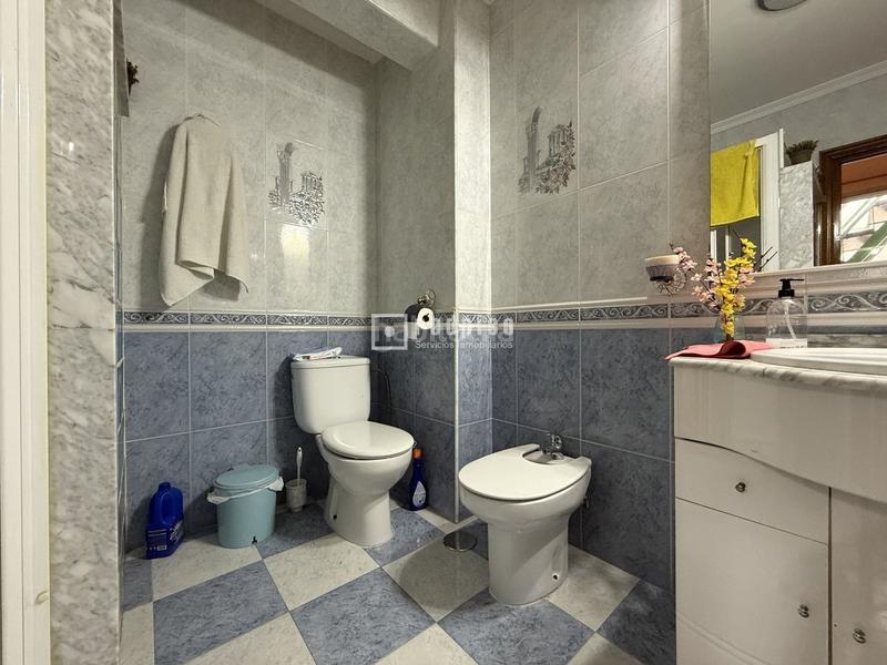 Foto 0ecd25f4-5a83-4298-93a7-1cb704e773ef. Alquiler casa en Parque Ayala - Jardín de la Abadía - Huelín Málaga