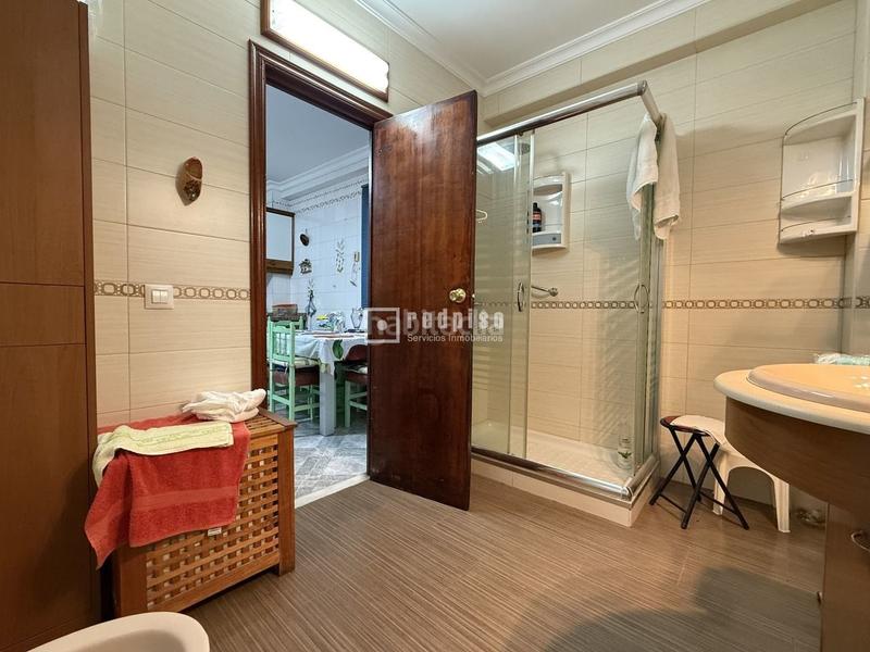 Foto 6e5f6284-658a-41c6-a8ab-81384a6ec239. Alquiler casa en Parque Ayala - Jardín de la Abadía - Huelín Málaga