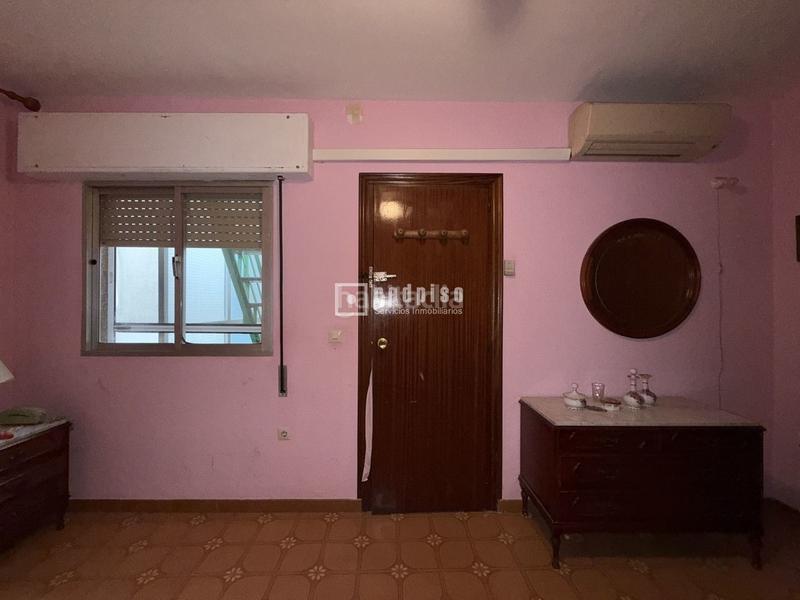 Foto d7387d45-786f-4b71-9c31-e87df0b96e43. Alquiler casa en Parque Ayala - Jardín de la Abadía - Huelín Málaga