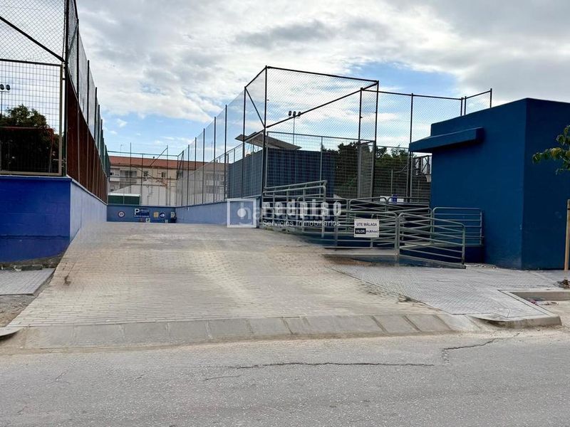 Foto 08831fcb-455b-43a8-a8fc-ffde1732b37e. Aparcament de moto a Girón - Las Delicias Málaga