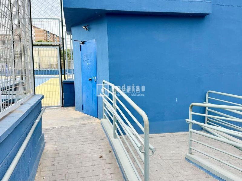 Foto 0bbd1dee-6e1f-40d5-b00b-4d0bcf05e443. Aparcament de moto a Girón - Las Delicias Málaga