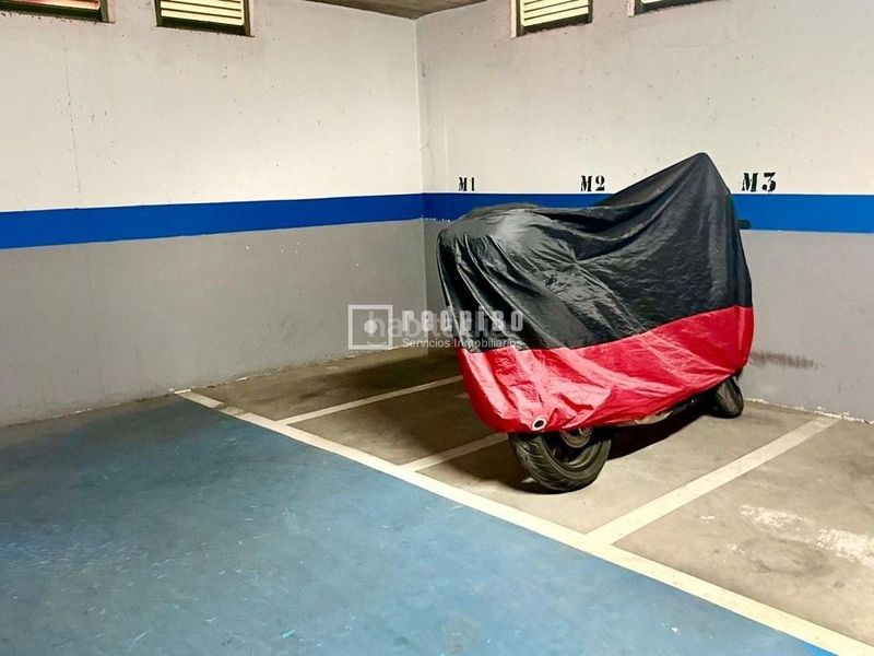 Foto 7f63bef8-0a62-46ef-a056-25e2255bf053. Aparcament de moto a Girón - Las Delicias Málaga