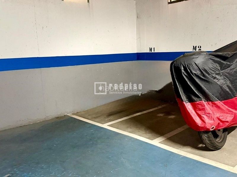 Foto cdd720f6-dd27-4a1e-830c-7db6790c7ff0. Aparcament de moto a Girón - Las Delicias Málaga