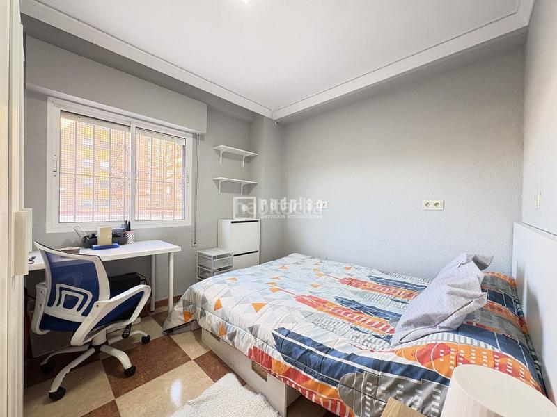 Foto ec829d84-36e7-4ff2-a056-478ba26d04e5. Piso  para entrar a vivir en huelin en Parque Ayala - Jardín de la Abadía - Huelín Málaga