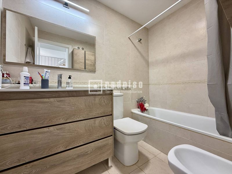 Foto e896e533-c5a4-4934-a047-726f57ae78ee. Casa amb aparcament a Cártama pueblo Cártama