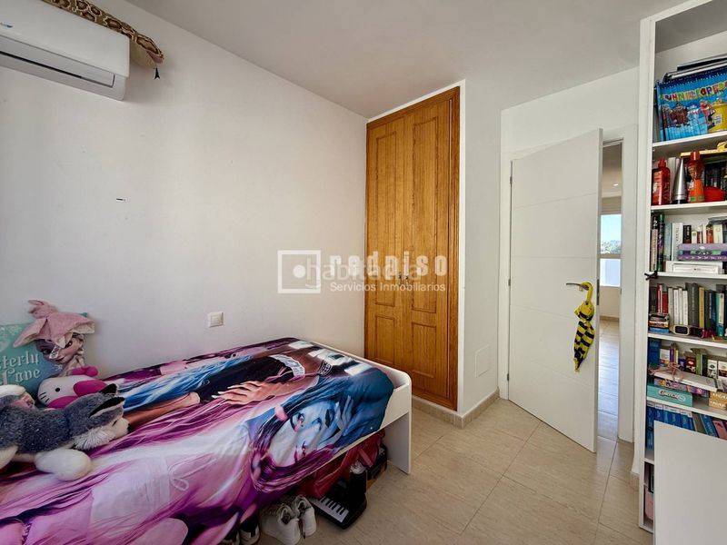 Foto f1f4cfad-cfc3-4514-9565-4992405a9afc. Casa amb aparcament a Cártama pueblo Cártama