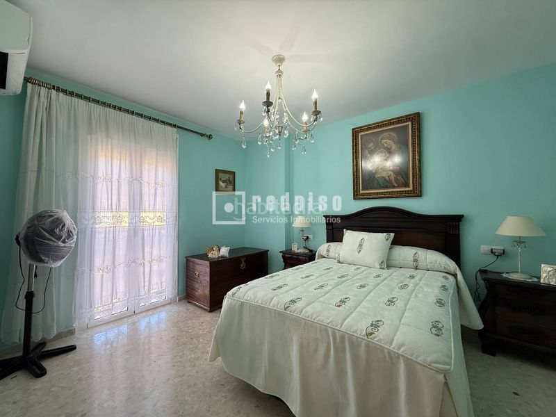 Foto 06b7e800-54b3-4575-8ce7-c7a19492ff46. Casa amb aparcament a estación de Cártama Cártama