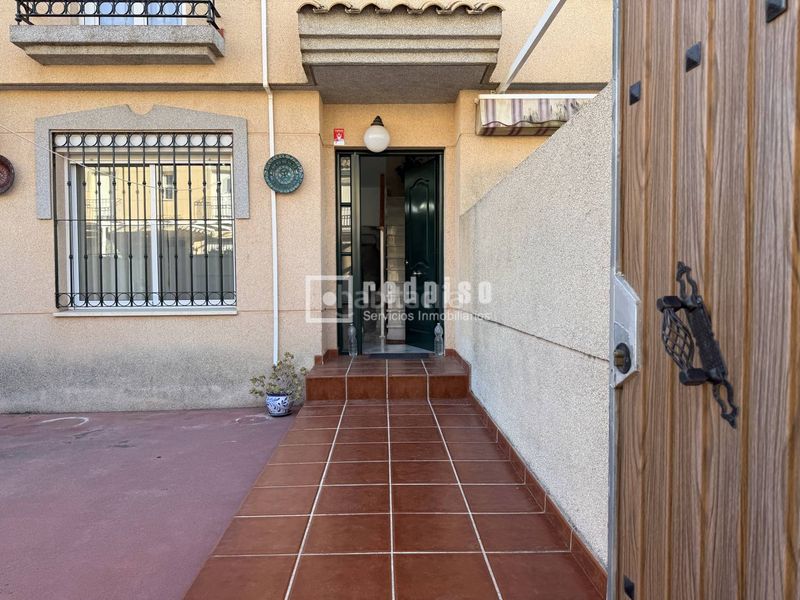 Foto c119402f-60de-4e22-8123-d4c39d105615. Casa amb aparcament a estación de Cártama Cártama