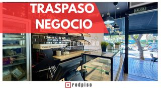 Lloguer Local Comercial a Parque Ayala - Jardín de la Abadía - Huelín. Traspaso de cafetería totalmente equipada  a 3 minutos de la pla