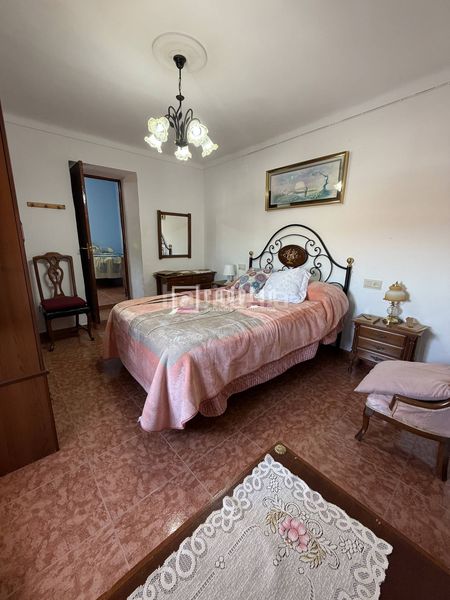 Foto dc17fd9d-35f8-4ef9-ba7c-593aba835d62. Casa a Humilladero