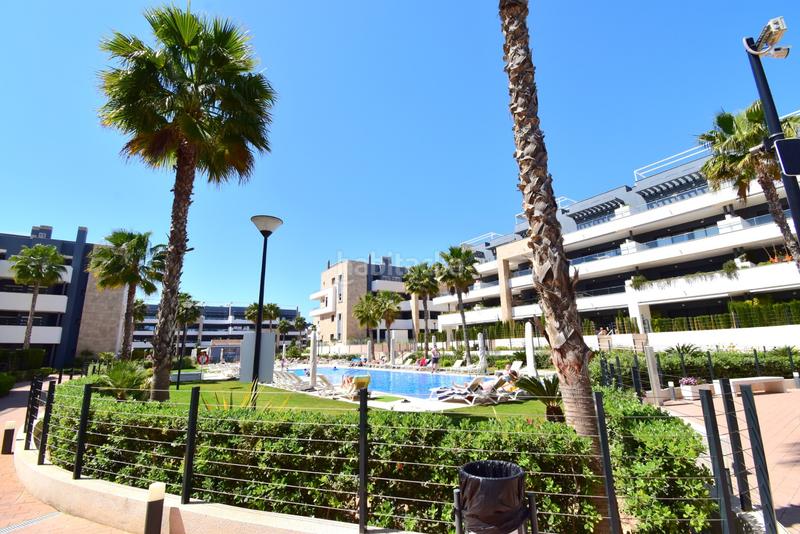 Foto 00e262cc-630a-4dbf-8d94-65a636d21598. Pis amb calefacció piscina a Playa Flamenca Orihuela