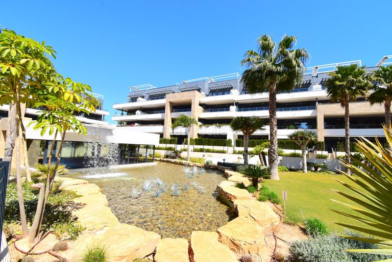 Foto a8f49848-8834-44f4-b5e7-a1dfd45787d6. Pis amb calefacció piscina a Playa Flamenca Orihuela