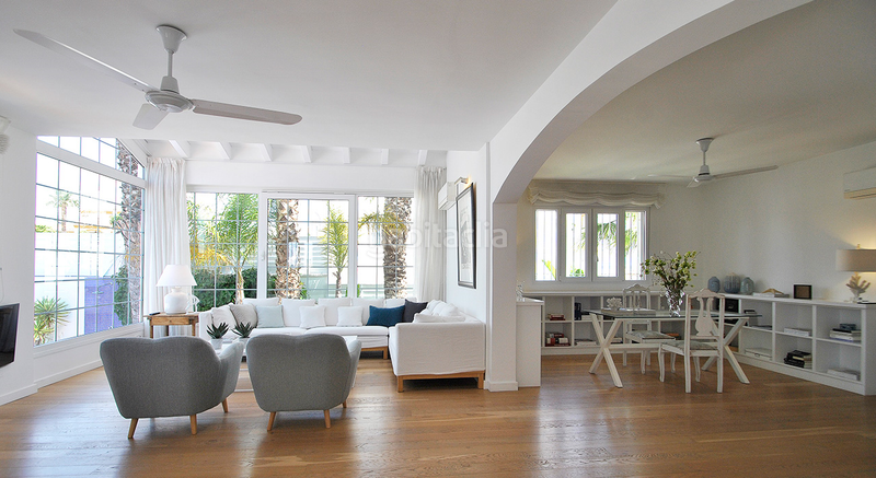 Foto 00badd4f-322e-4bc8-84ab-02fa8730c1ef. Casa villa de estilo mediterraacuteneo con vistas a las montantildeas y al mar.ampnbspesta casa tiene una ubicacioacuten ideal en la ex en Elche / Elx