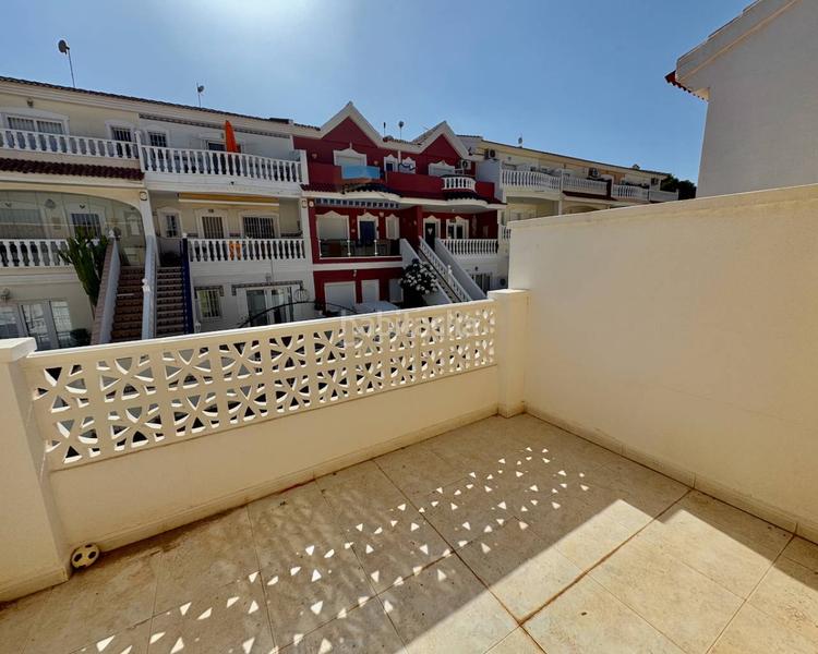 Foto 2a478f47-0c56-4cb6-a80d-a30abd9e773a. Casa ... en Rojales