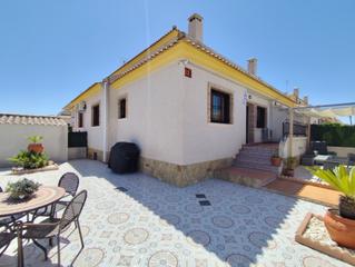 Casa a Los Almendros. Quad. encantadora villa cuaacutedruple en villamartiacuten con p