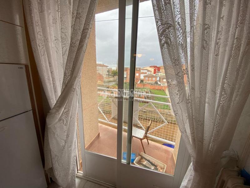 Foto c5db4089-cf83-4e6f-bbca-0ce53535f6c6. Piso  en venta en Valderas