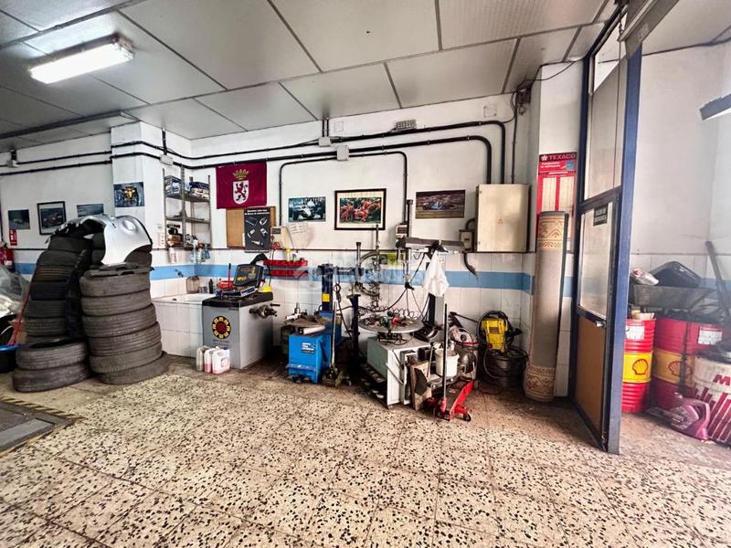 Foto 40780b20-9b04-4c02-b630-bce106b1a696. Local comercial  en venta en El Ejido - Santa Ana León