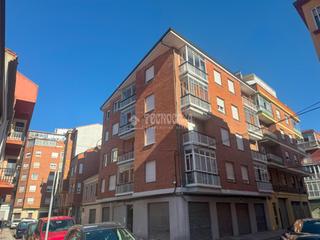 Appartement  C. ánforas. Piso en venta en león