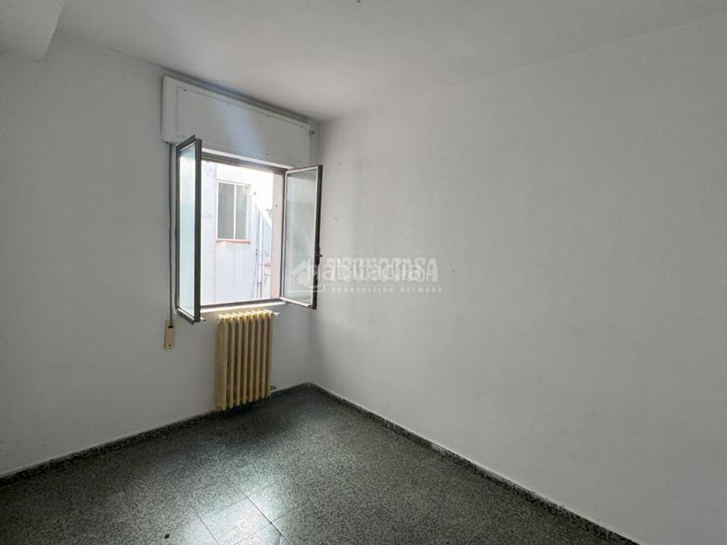 Foto 4a44dff6-001b-4310-b59b-98de4b613919. Edificio  en venta en San Mamés - La Palomera León