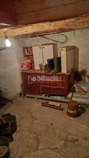 Foto 07104a4b-e03e-4efe-b70b-ab87705c0a23. Casa amb aparcament a Murias de Paredes