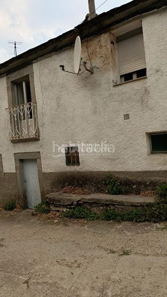 Foto 74d0c4d5-7c34-45e2-b9da-1bb9b2d21cc1. Casa amb aparcament a Murias de Paredes