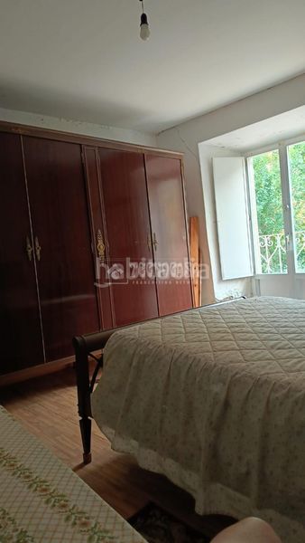 Foto 96d16c23-4bbe-4ecd-9308-e98a16bb2386. Casa amb aparcament a Murias de Paredes