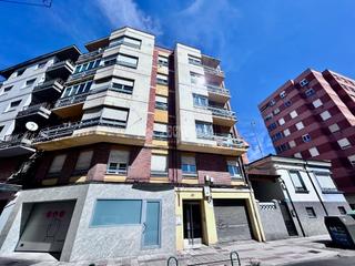 Pis  C. de daoíz y velarde. Piso en venta en león