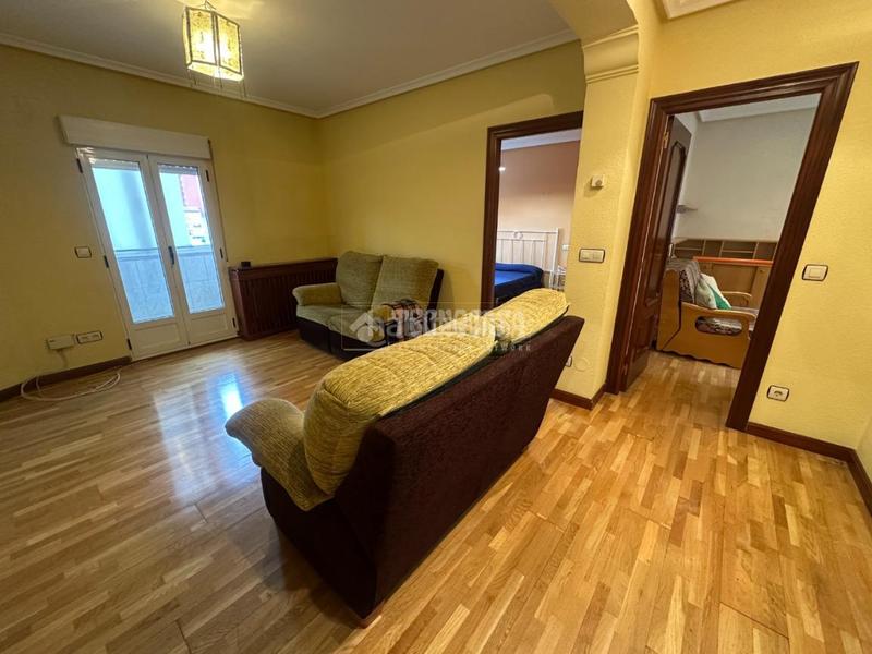 Foto 0b194382-9ced-4f20-aabd-8b3ec915ba37. Flat with parking in Crucero León