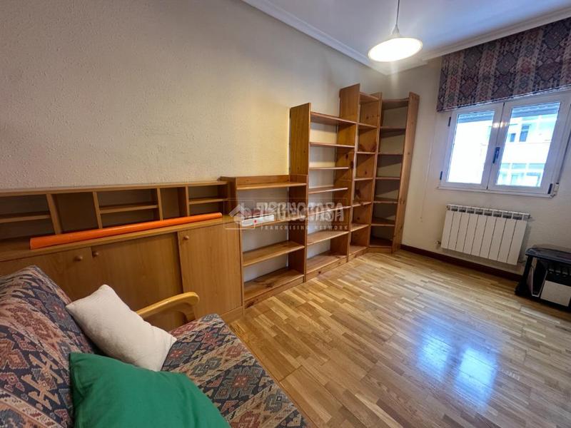 Foto 64387013-9ab2-4484-ab9f-0077d2f173ad. Flat with parking in Crucero León