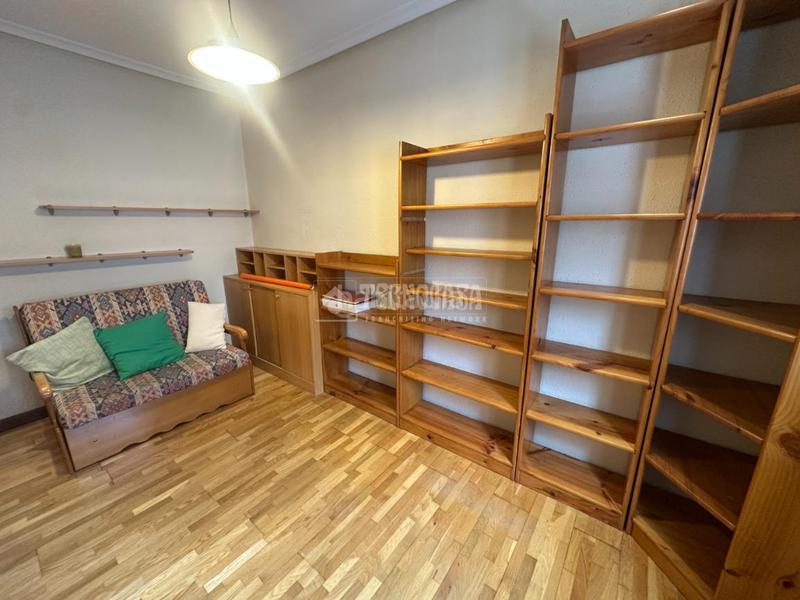 Foto 9cb2b8c7-b264-4666-b74a-2196e47370c8. Flat with parking in Crucero León