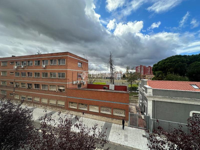 Foto cc8936e2-a33f-44e0-8f82-c4b11b935ba9. Flat with parking in Crucero León