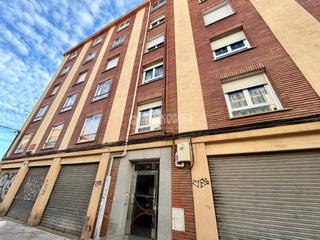 Pis  C. del obispo panduro. Piso en venta en león
