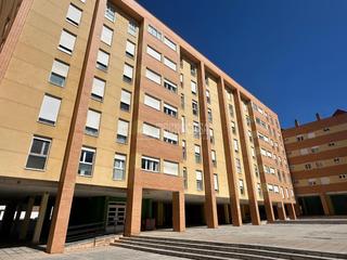 Rent Flat  C. matanzas. Piso en alquiler en león