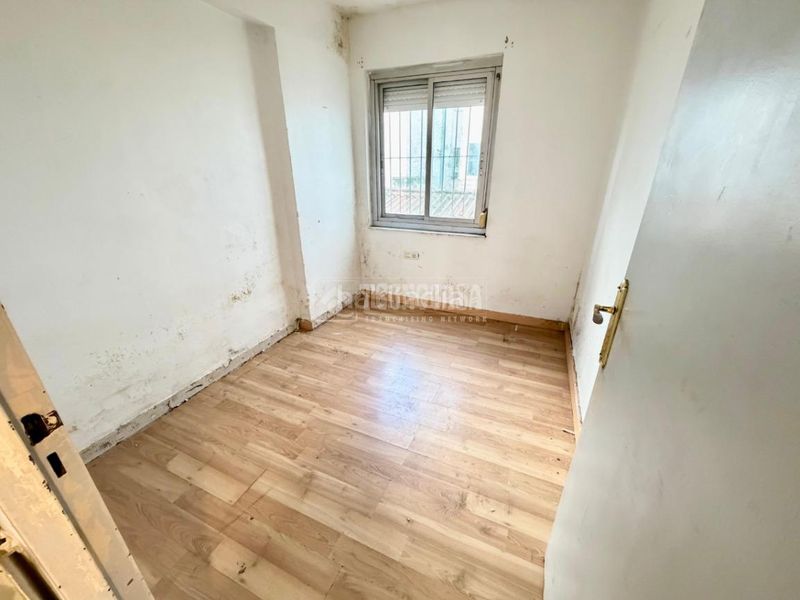 Foto 171430d0-29f2-4c0f-a174-06ad076e45c9. Flat with heating in El Ejido - Santa Ana León