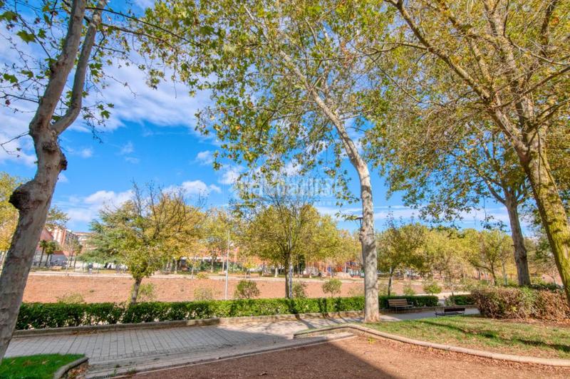 Foto 6f1d3d6f-4be5-4c54-b71f-51d41509c62d. Pis amb calefacció a Vidal Salamanca