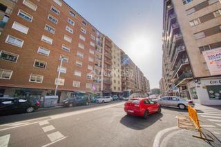 Pis a Carmelitas. Piso en venta en salamanca