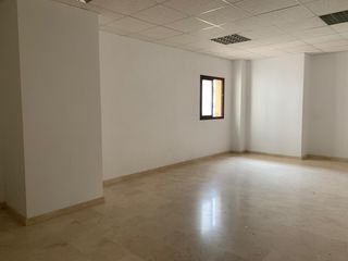 Miete Büro in Colores -  Entreparques. Alquiler de oficinas en sevilla este
