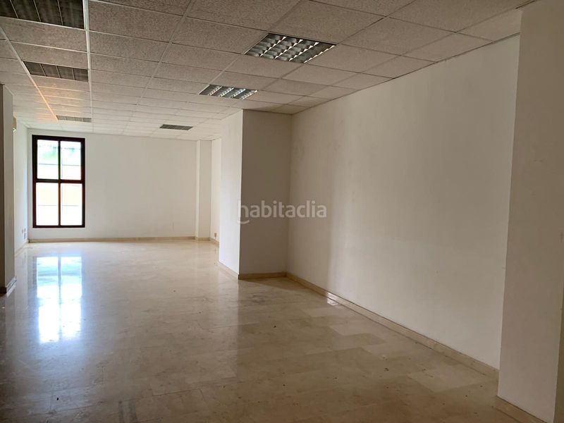 Foto 7f062219-c8cc-4501-aa67-260e9bde748f. Oficina a colores - entreparques Sevilla