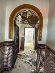Casa pareada en Centro. Casa para reformar en alcal� de guadaira.