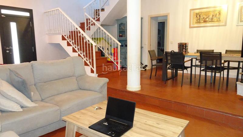 Foto 788f8611-504c-4dc3-a136-bf200f9d5213. Chalet avec parking piscine dans Mairena del Alcor