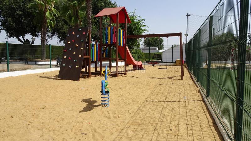 Foto 954b3e04-71e0-40fa-a9d1-2a380300e44d. Chalet avec parking piscine dans Mairena del Alcor