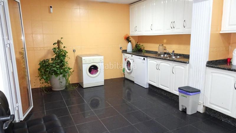 Foto 59754dfb-8f73-473e-98d5-165f7f3ff266. Casa a schiera in colores - entreparques Sevilla